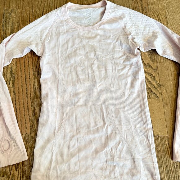 Lululemon Womens Long Sleeve Pullover Athletic Top SHIRT LIGHT PINK - Picture 1 of 6
